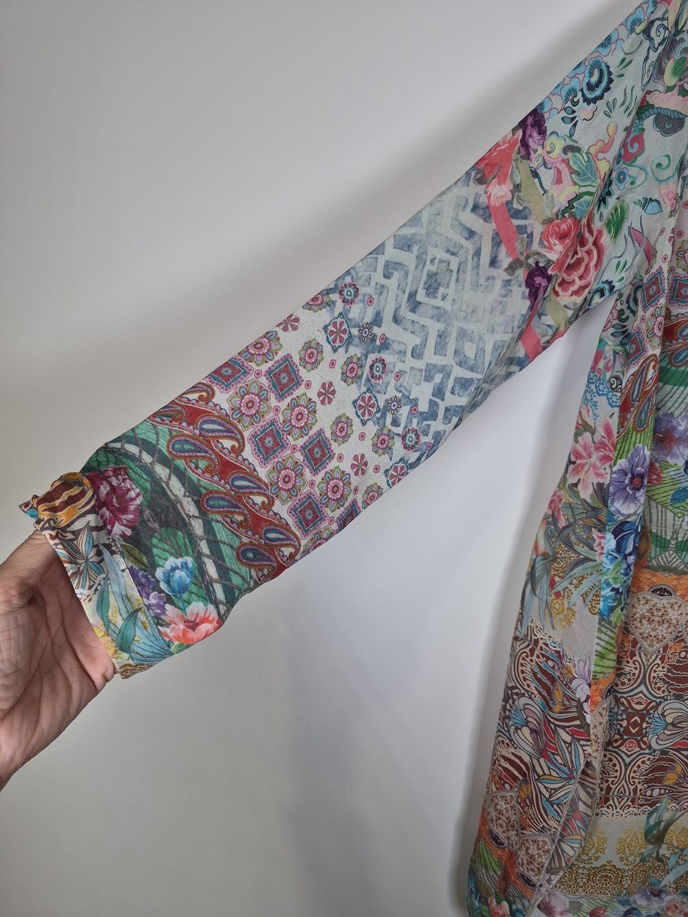 Johnny Was Boho Floral Multi-Color Long Sleeve Tunic Top Size XS - Picture 2 of 11